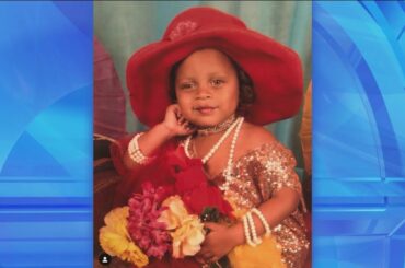 Ellen Rates Glam Girls & Bunny Ears in 'Ellen Rate My Baby'