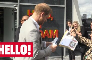 Prince Harry given rabbit spoon by royal fan in Amsterdam | Hello