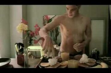 Counting Crows - Accidentally in Love Official