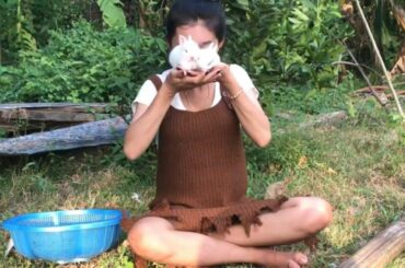 LOVELY SMART GIRL PLAYING CUTE RABBITS AT HOME HOW TO PLAY WITH RABBITS & FEED BABY RABBITS  #3