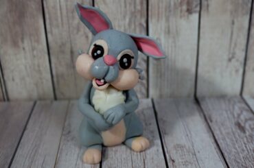 Cute Rabbit/Bunny cake topper - Easter