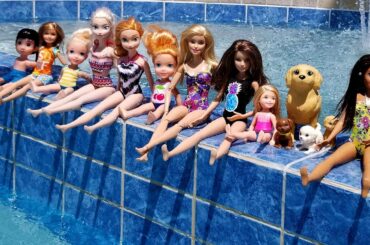 POOL ! Elsa and Anna toddlers - Barbie - boat ride - floaties - swim - water fun - splash