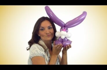 How to make a BALLOON BUNNY - Learn balloon animals with Holly!