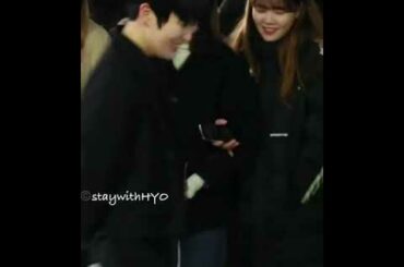 200115 Hongdae Busking maxxam kimhyojin cute rabbit ver behind 홍대버스킹 맥스 커버 귀여운 토끼 버전 #staywithhyo