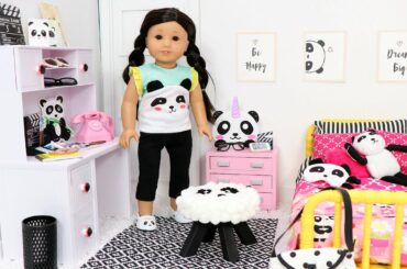 Doll Bedroom for Panda Bears and Play Dress Up in Doll Room with Toys!