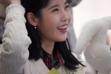 IU Bunny Hat, Cutest at a fan sign event 아이유 직캠