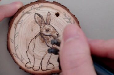 Country Rabbit Design Pyrography/Wood burn craft gift idea for Spring/Easter.Time lapse