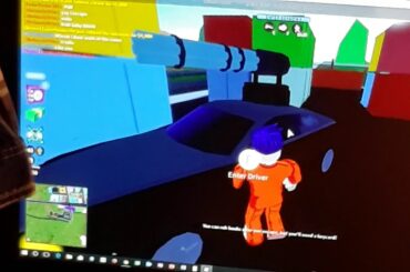 baby bunny playing Roblox