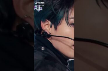 Cute bunny!!🐰🐰