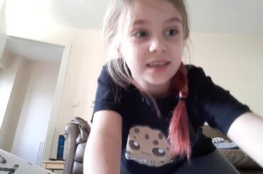 How to draw a cute bunny 🐇