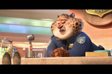 "Meet Clawhauser" Clip - Zootopia