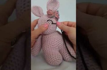 Bunny Video Tutorial 20 - how to sew Closed Eyes