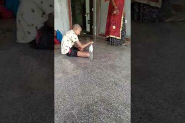 Cute bunny//cute bunny standing up//मजेदार खरगोश// रैबिट का बच्चा// bunny//small bunny standing up