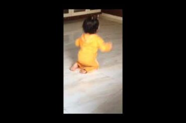 Cute Baby got the moves - Aryan hopping around - that's how he moved