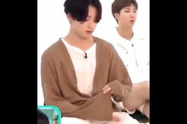 BTS jungkook cute (bunny )