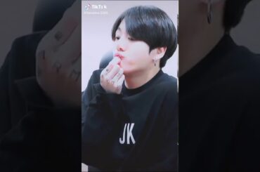 Cute Bunny 🐰🐰💜💜