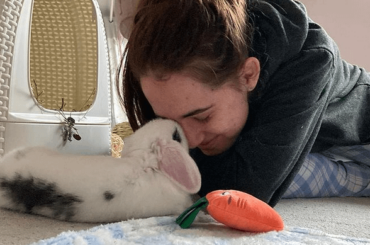 Graphic Content Warning: Horrific assault by vicious bun on helpless human caught on film