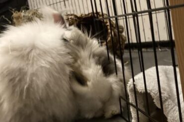 Better to be uncomfortable together than comfortable alone 💕