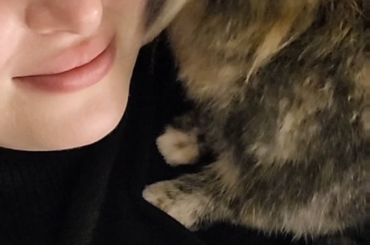Breaking News: Kissy Boy Loves His Mama