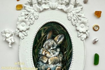Hey guys! I made a sleeping bunny painting with oils ✨🐰