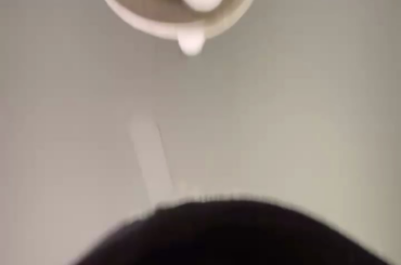 I sniff I kiss then I disappear