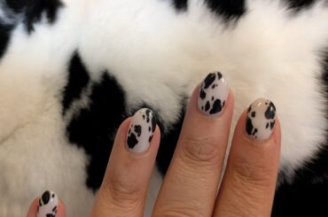 I got cow print nails to match with my bunnies 🐄🐰
