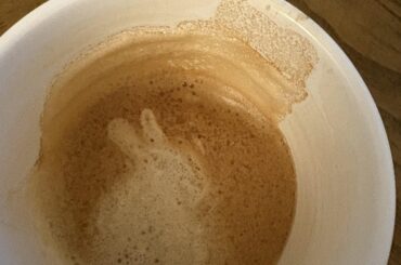 Coffee foam reading 😲