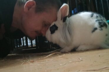"Commune with Bun"