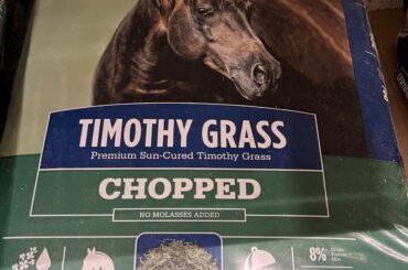 Would this be safe to feed to my rabbit? Are there any specific additives I should look out for?